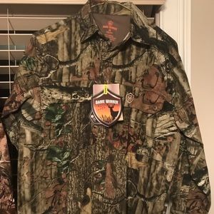 2 Game Winner Youth M Camo long sleeve shirts